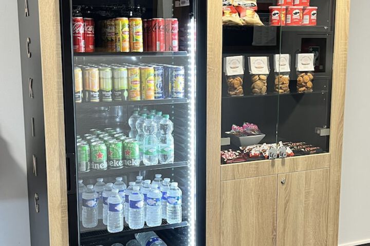 Snack bar