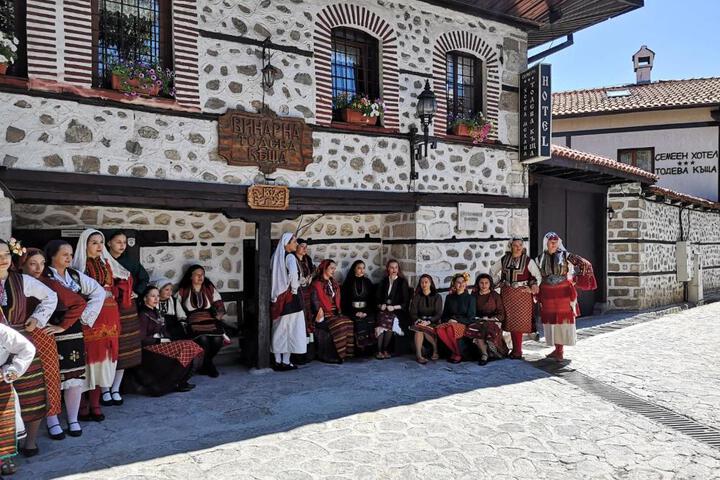 Todeva House Hotel and Tavern