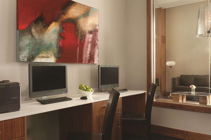 Business Center 63 of 63