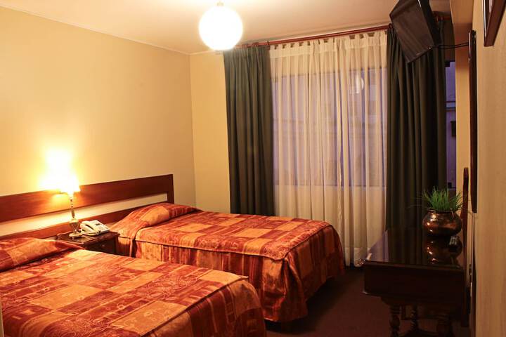 Room 4 of 47