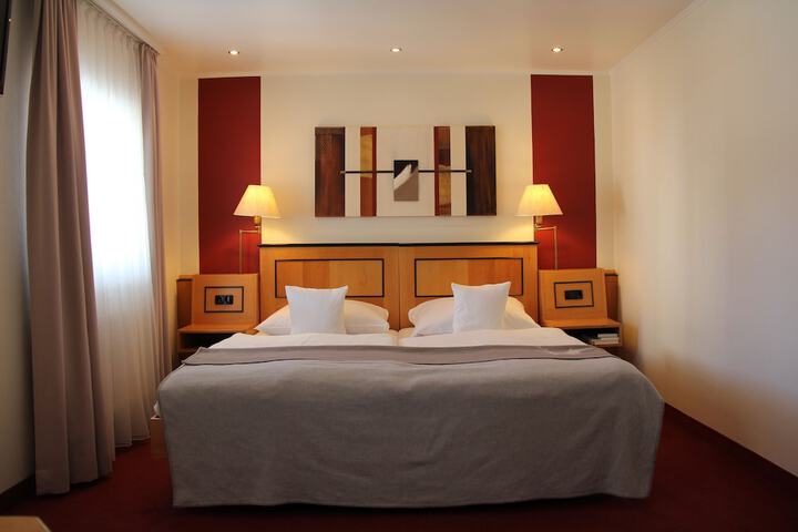 Room 21 of 56
