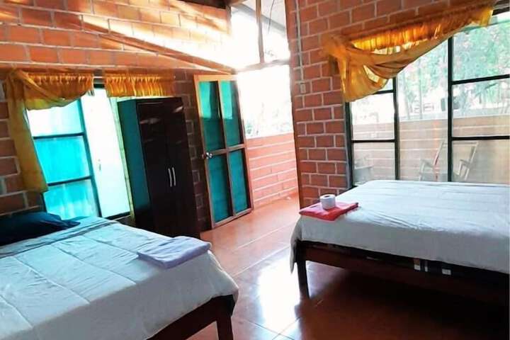 Room 7 of 28