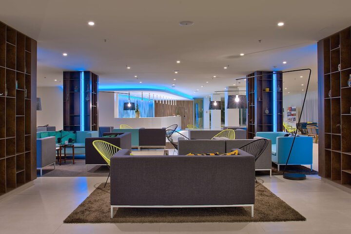 Guest Lobby