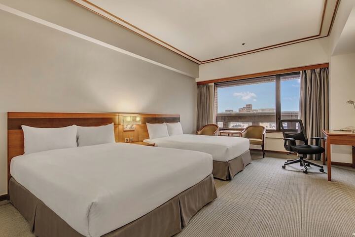 Room 42 of 149