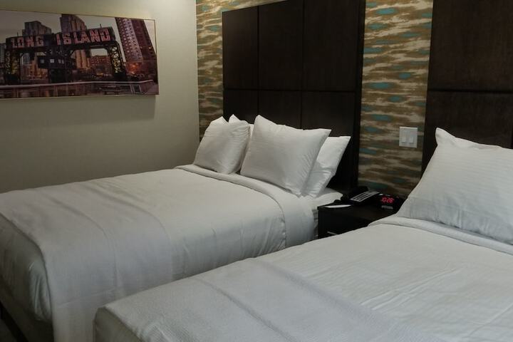 Room 7 of 35