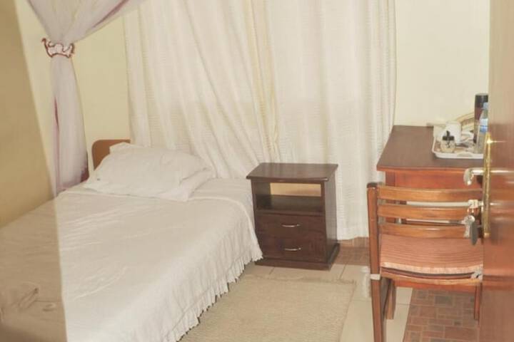 Room 15 of 49