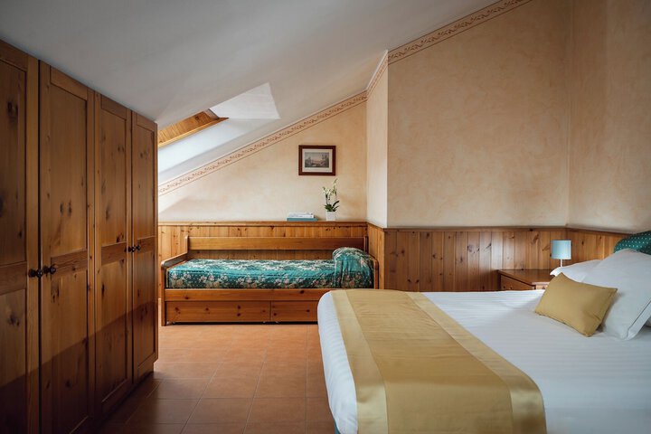 Room 25 of 67