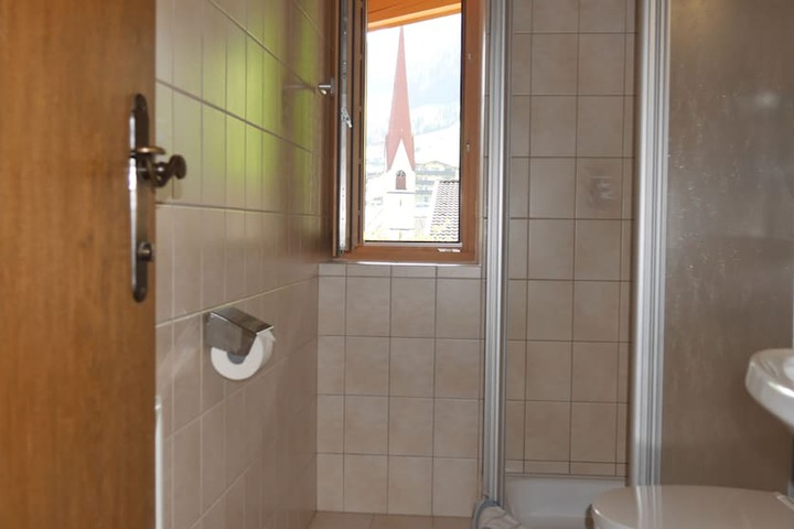 Room 20 of 43