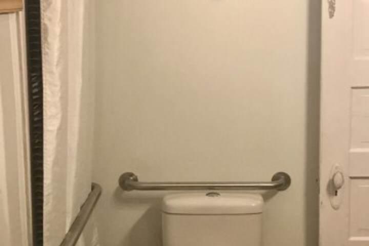 Room 66 of 71
