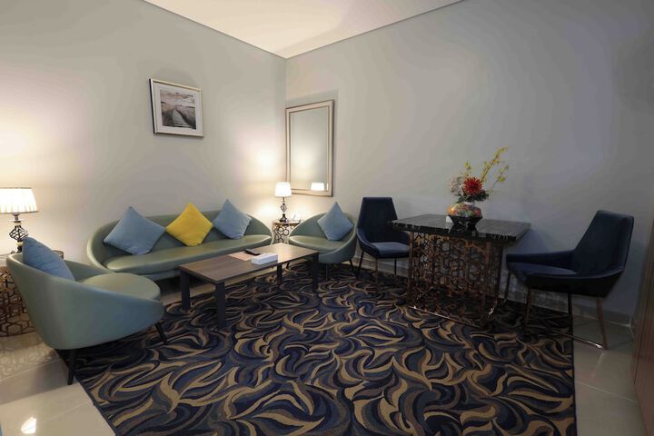 Room 30 of 65