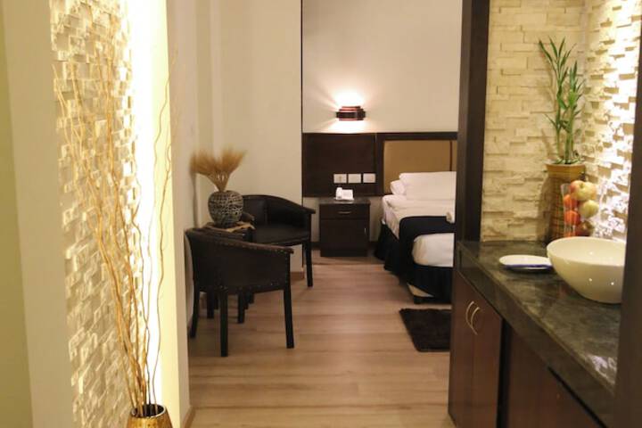 Room 9 of 22
