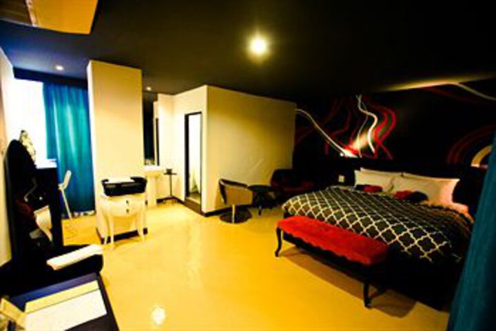 Room 92 of 101