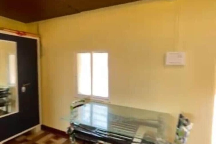 Room 14 of 18
