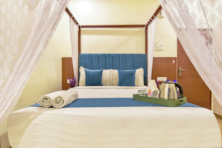 Room 14 of 16