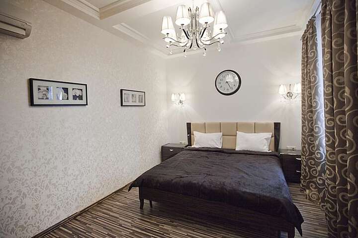 Room 12 of 61