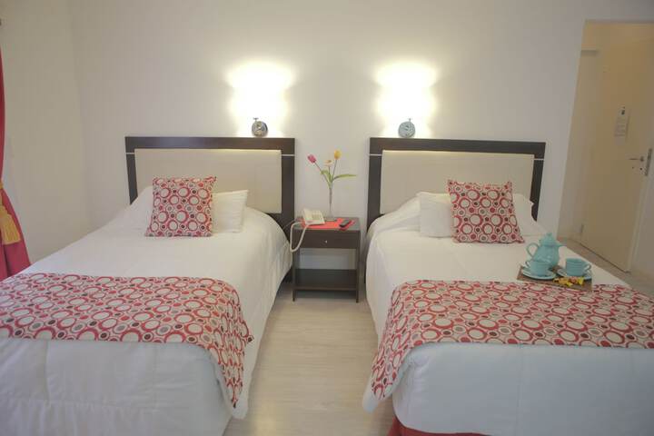 Room 10 of 37