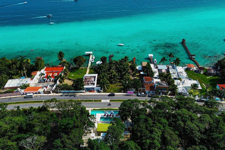 Hotel y Eco-Cabañas Azul María Bacalar in Bacalar