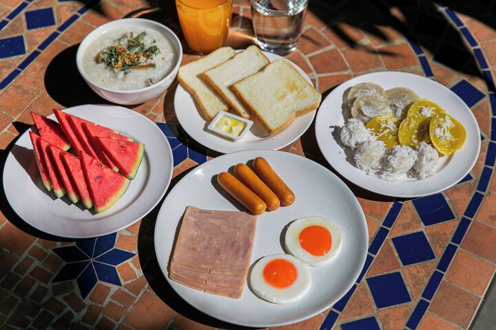 Breakfast/Coffee Service 133 of 187