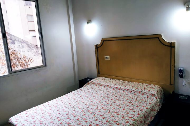 Room 3 of 10