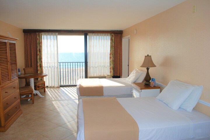 Room 5 of 32