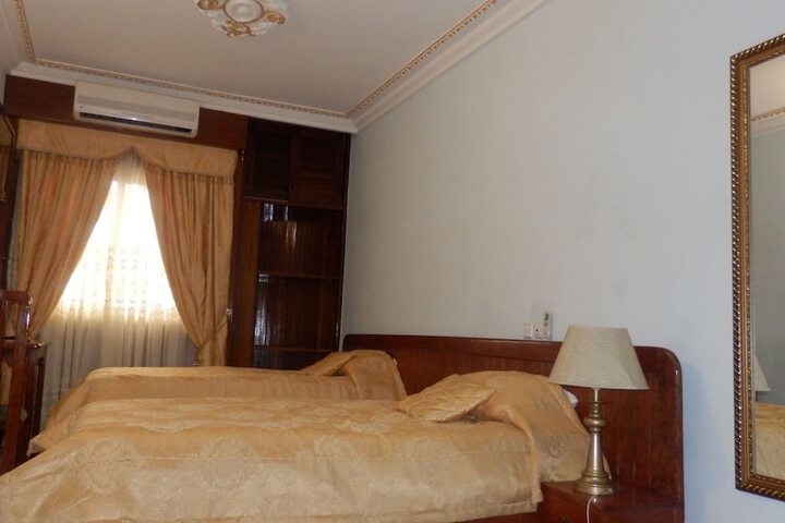 Room 12 of 31