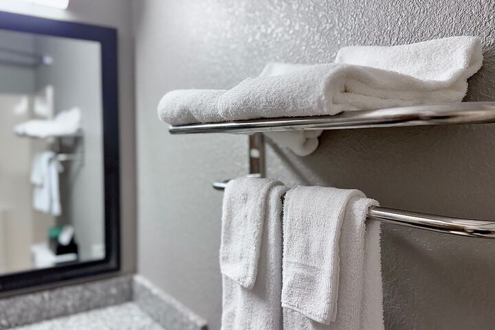 Standard | King Bed (13 of 17)