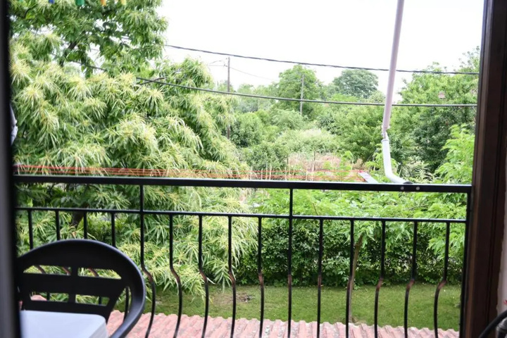 Terrace/Patio 6 of 13
