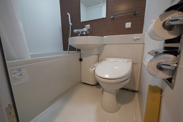 Room 14 of 30