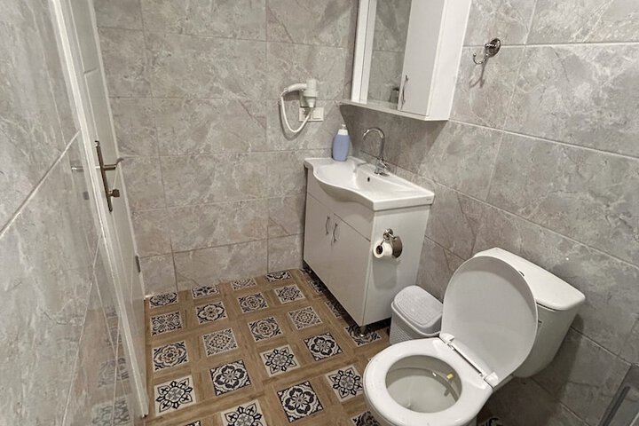 Room 34 of 41