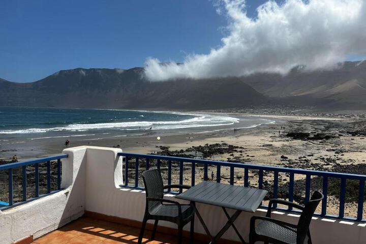 Playa de Caleta de Famara