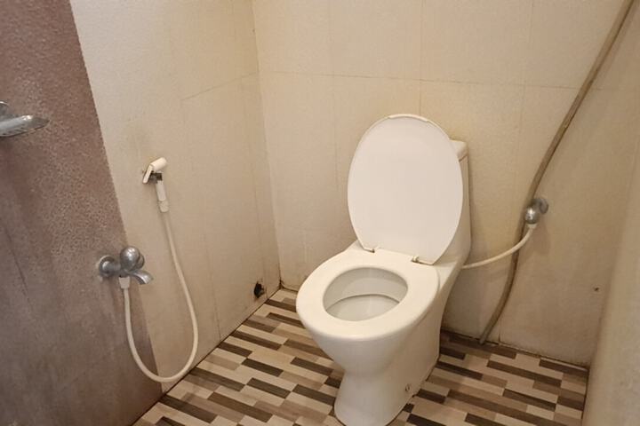 Room 17 of 20
