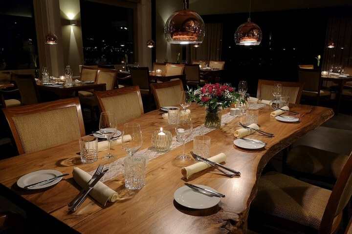 Dining 86 of 130