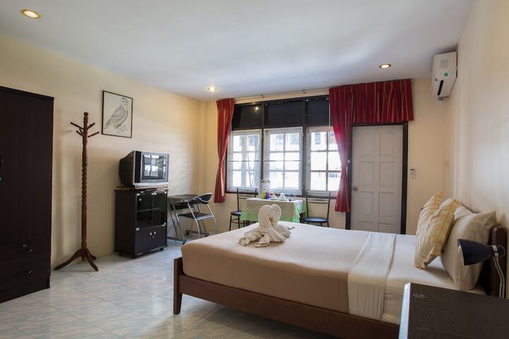 Room 10 of 61