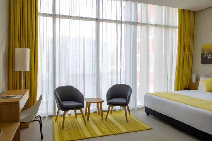 Room 19 of 73