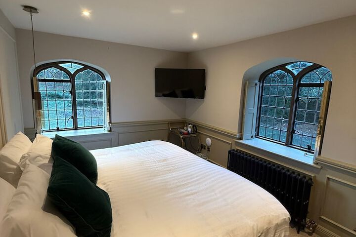 Room 36 of 104