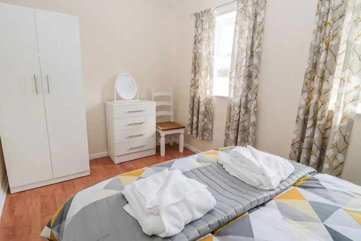 Room 2 of 15