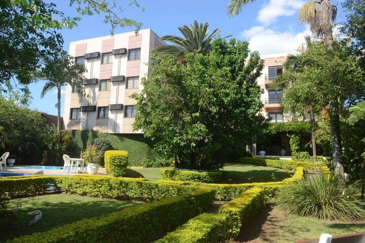 Hotel Exterior 54 of 64