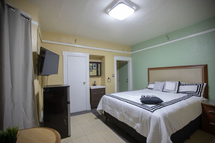 Room 12 of 44