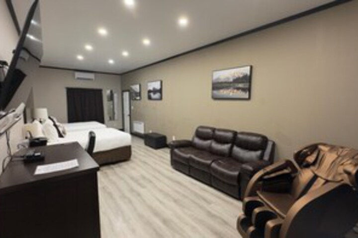 Room 76 of 165