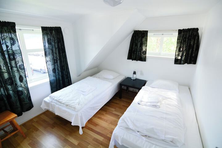 Room 106 of 262