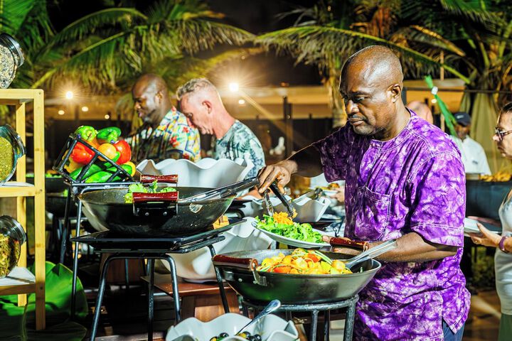 Dining 46 of 70