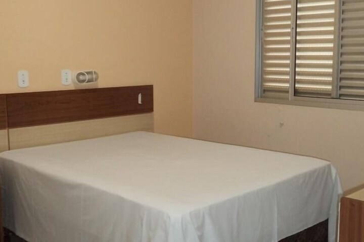 Room 4 of 35
