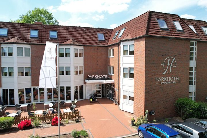 Photo of Parkhotel Papenburg by Hackmann