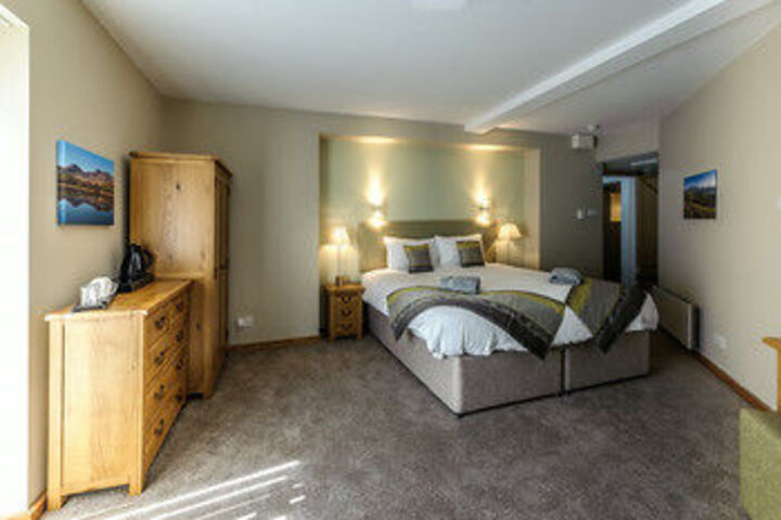 Room 19 of 25