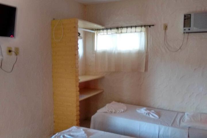 Room 6 of 47