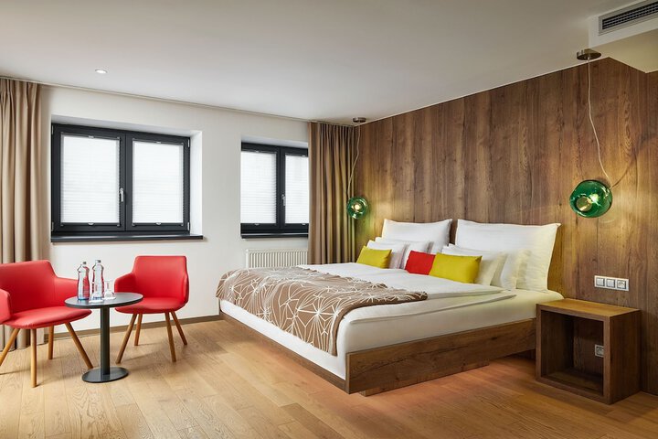 Room 13 of 50