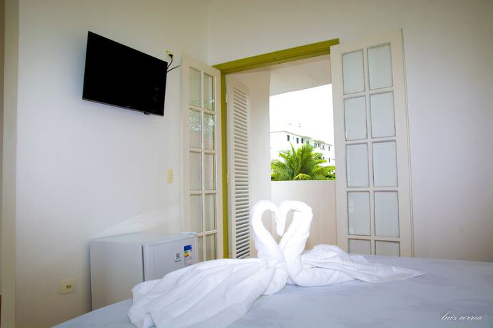 Room 12 of 46