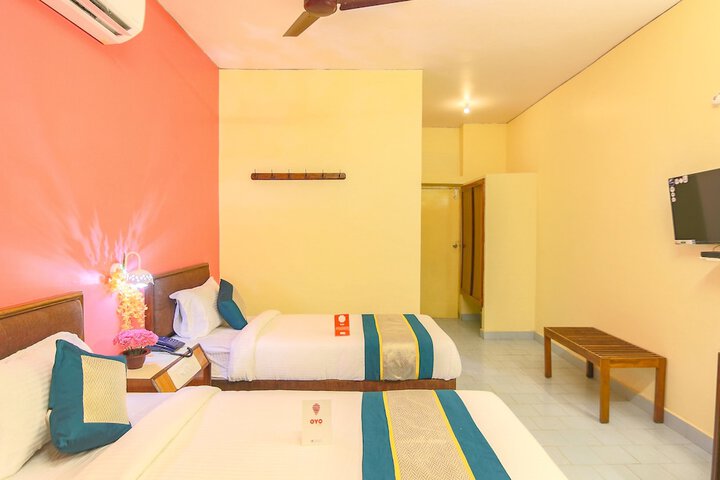Room 4 of 20