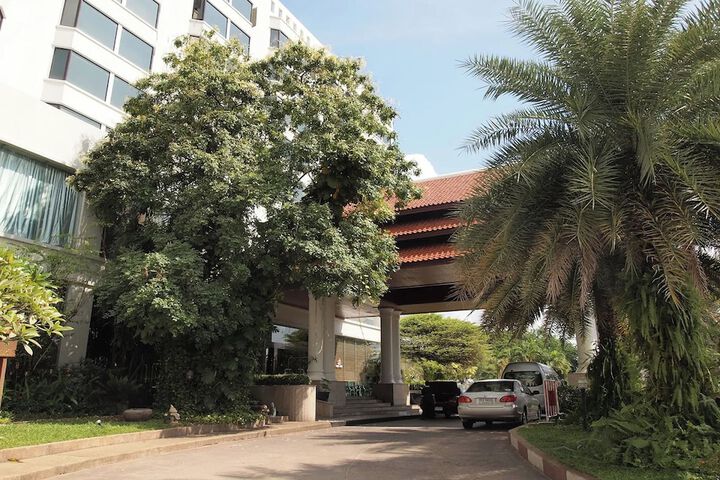 Hotel 77 of 79