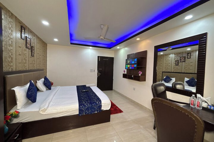 Room 49 of 111